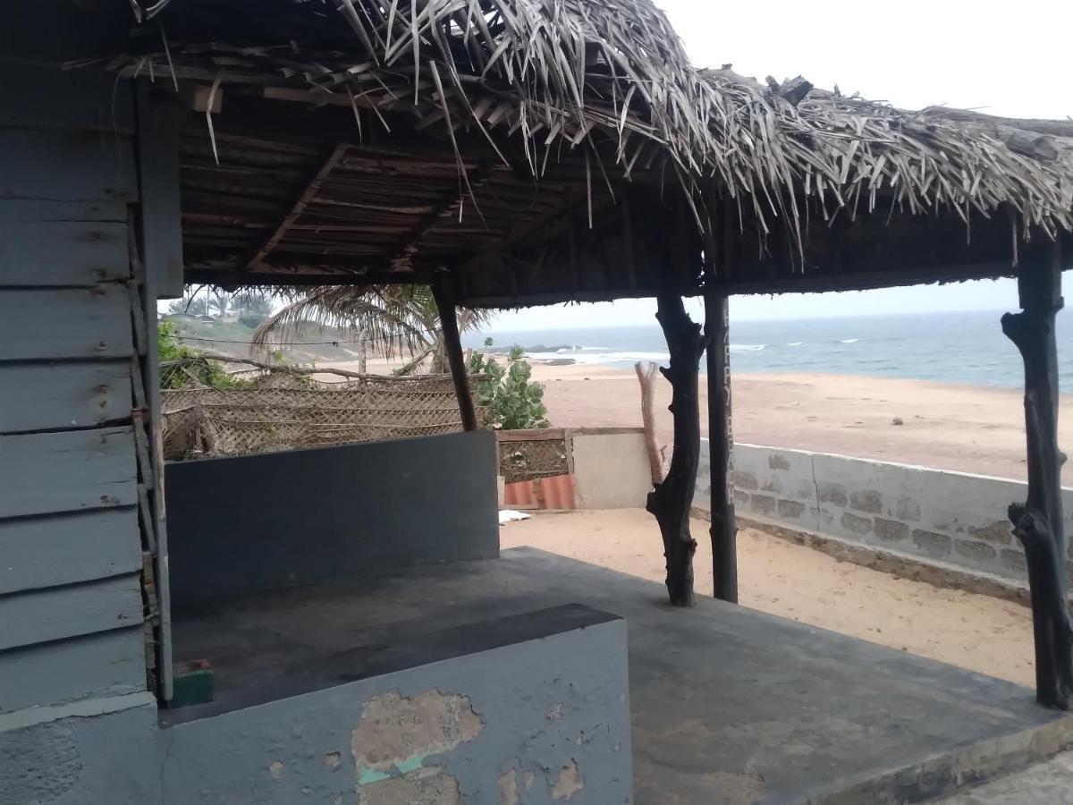 Happy Beach Guest House Hambantota Exterior foto