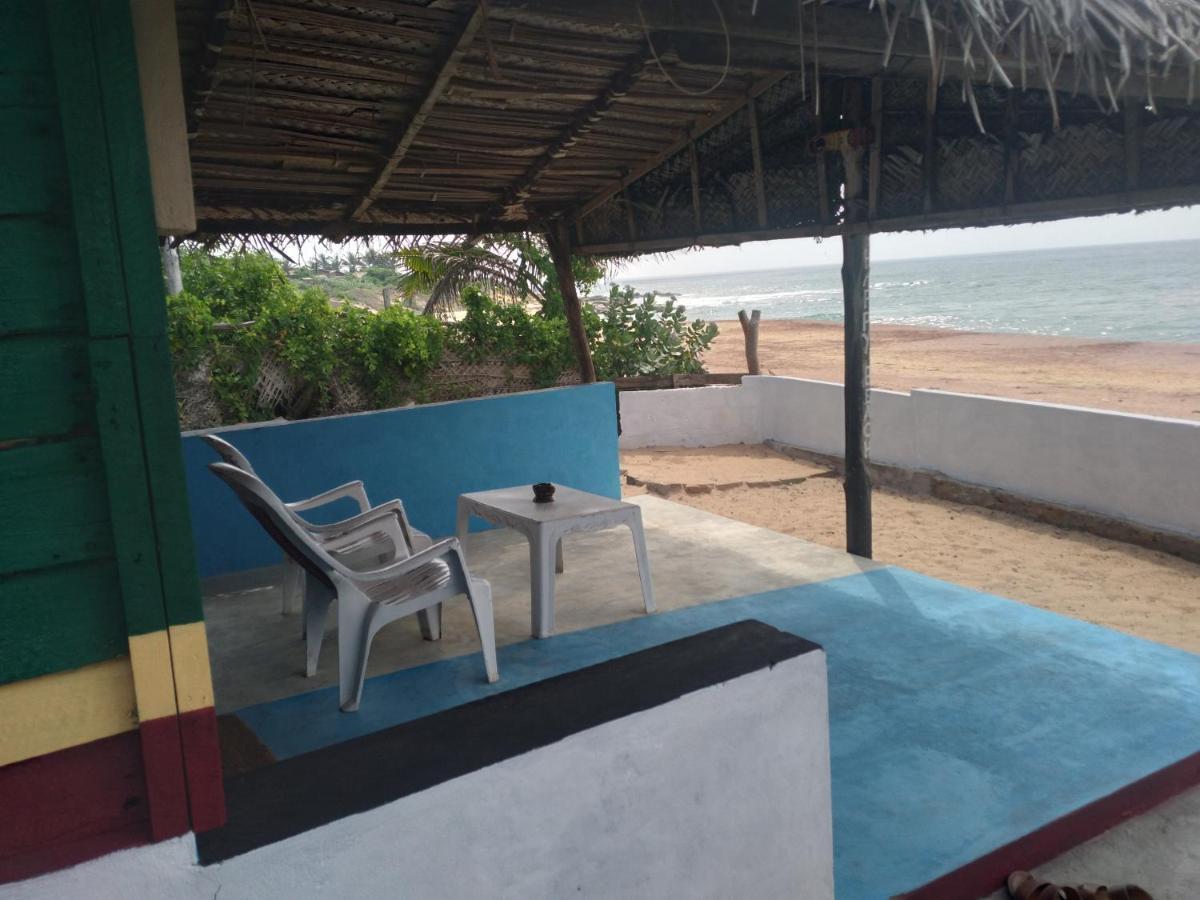 Happy Beach Guest House Hambantota Exterior foto